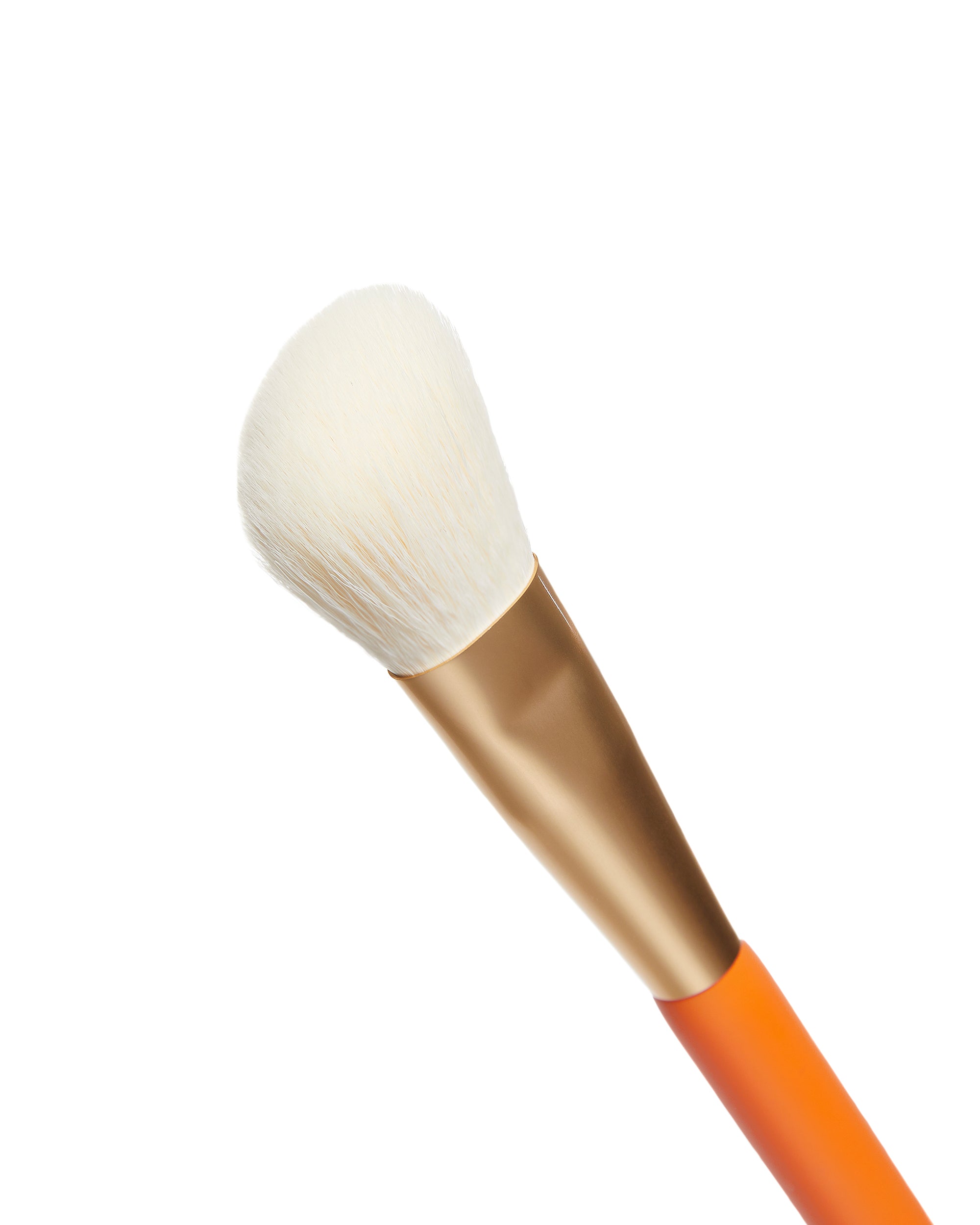 Ultra-soft sculpting and blush brush